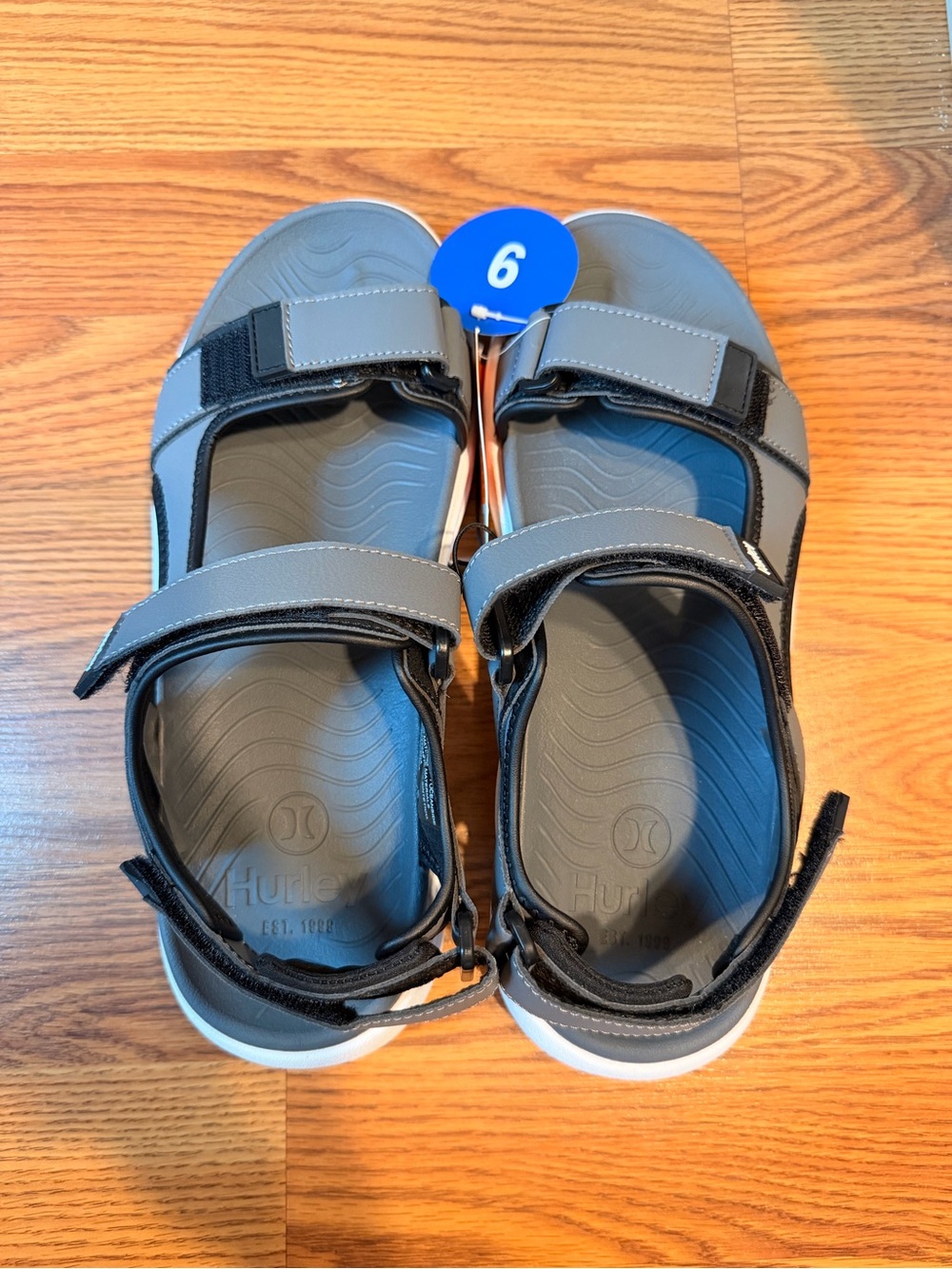 Hurley Men’s Gray Adjustable Sport Sandals - Size 9 NWT